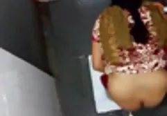 الملابس الداخلية التي كنت ترتدي سراويل أو اشتعلت على الكاميرا مقاطع يوتيوب سكس عربي الخفية