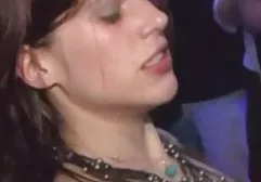 الكاميرا الخفية آسيا امرأة في منتصف الطريق السيارة سكس فديو عربيات